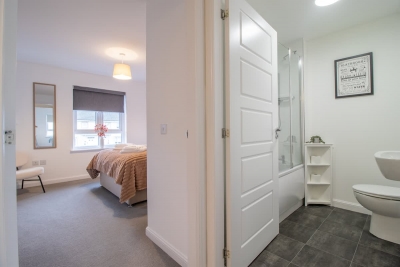 Lendrick House - 3 bed house with parking, Falkirk