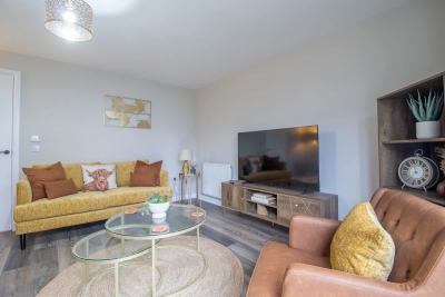 Lendrick House - 3 bed house with parking, Falkirk