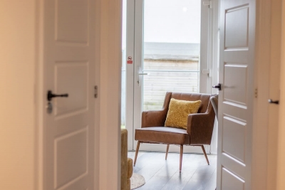 Lendrick House - 3 bed house with parking, Falkirk