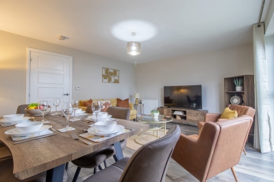 Lendrick House - 3 bed house with parking, Falkirk