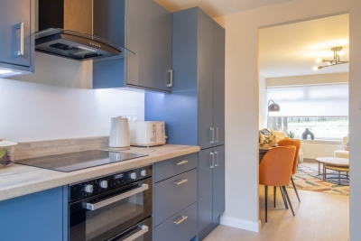 Hawick House - Stylish 2-Bed in Coatbridge.