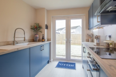 Hawick House - Stylish 2-Bed in Coatbridge.