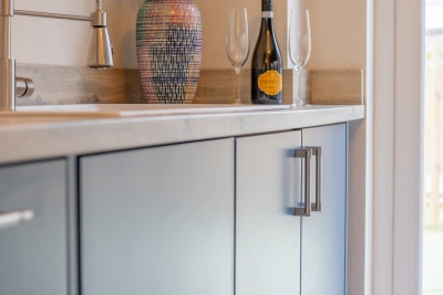Hawick House - Stylish 2-Bed in Coatbridge.