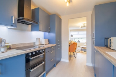 Hawick House - Stylish 2-Bed in Coatbridge.