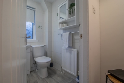 3BR Near Glasgow | Free Parking | Ideal for Work