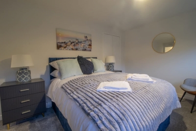 3BR Near Glasgow | Free Parking | Ideal for Work