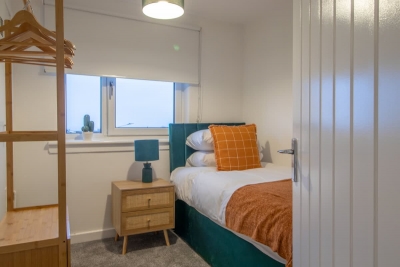 3BR Near Glasgow | Free Parking | Ideal for Work