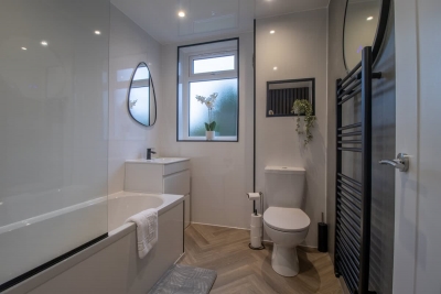 Westlea House - Spacious 3-Bed Home in Airdrie