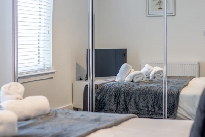 Westlea House - Spacious 3-Bed Home in Airdrie