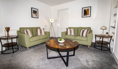 Beach House - 2 Bedrooms. Close to Beach & NC500