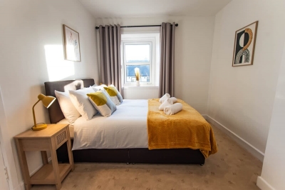 Beach House - 2 Bedrooms. Close to Beach & NC500