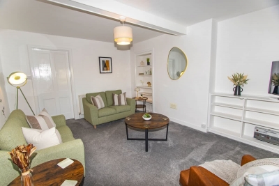 Beach House - 2 Bedrooms. Close to Beach & NC500