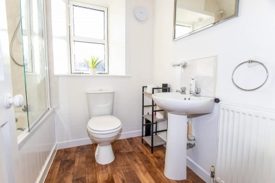 Beach House - 2 Bedrooms. Close to Beach & NC500