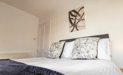 Beach House - 2 Bedrooms. Close to Beach & NC500