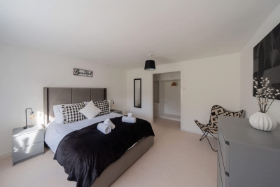 Woodside Barn-7-Bed with Hot Tub/Cinema/Games Room