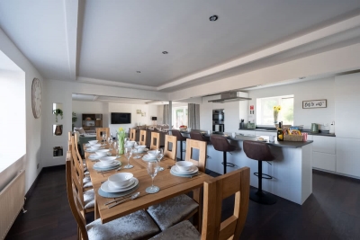 Woodside Barn-7-Bed with Hot Tub/Cinema/Games Room