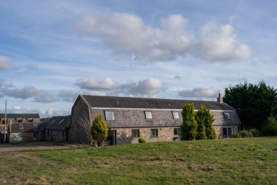 Woodside Barn-7-Bed with Hot Tub/Cinema/Games Room