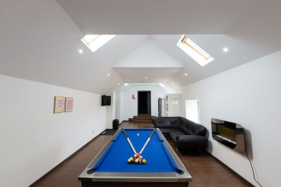 Woodside Barn-7-Bed with Hot Tub/Cinema/Games Room