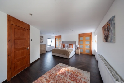 Woodside Barn-7-Bed with Hot Tub/Cinema/Games Room