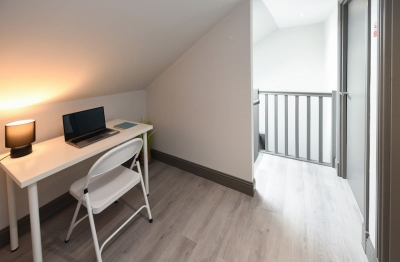 Diamond House - 4 Bed in Airdrie. Close to Glasgow