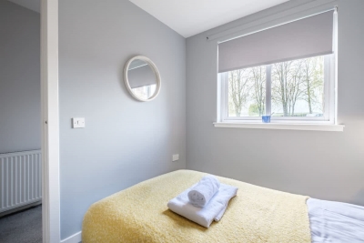 Monicas Apartment - 2-Bed Flat in Coatbridge