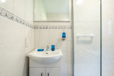Monicas Apartment - 2-Bed Flat in Coatbridge