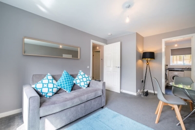 Monicas Apartment - 2-Bed Flat in Coatbridge