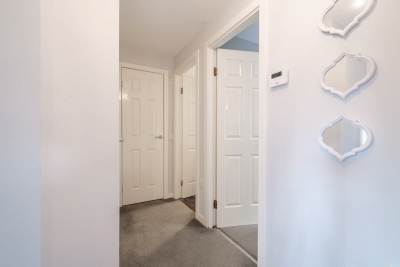 Monicas Apartment - 2-Bed Flat in Coatbridge