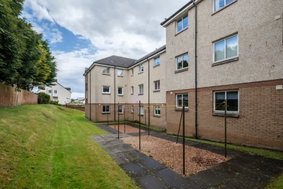 Monicas Apartment - 2-Bed Flat in Coatbridge