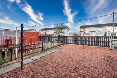 Balloch House - 3-Bed in Shotts. Close to Motorway