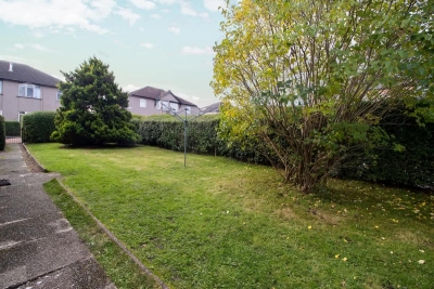 Bella House| Fresh 3 Bed Apt in Glasgow | Sleeps 5