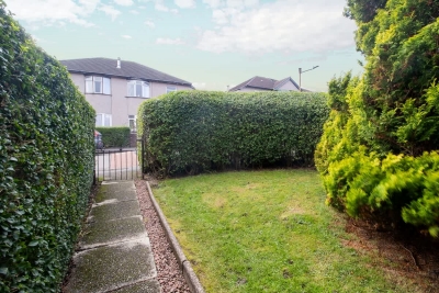 Bella House| Fresh 3 Bed Apt in Glasgow | Sleeps 5