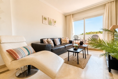 Chic 2-Bedroom Apartment in Mijas for Relaxed Luxury
