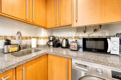 Chic 2-Bedroom Apartment in Mijas for Relaxed Luxury