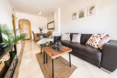 Chic 2-Bedroom Apartment in Mijas for Relaxed Luxury