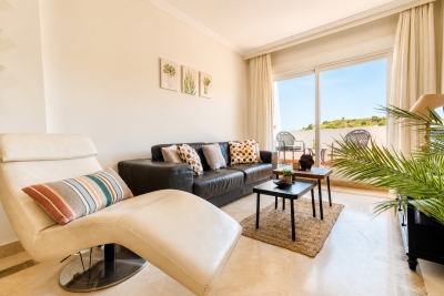 Chic 2-Bedroom Apartment in Mijas for Relaxed Luxury