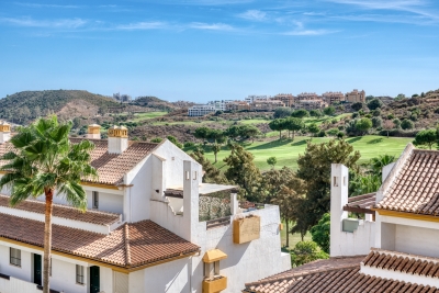 Chic 2-Bedroom Apartment in Mijas for Relaxed Luxury