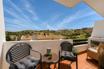 Chic 2-Bedroom Apartment in Mijas for Relaxed Luxury