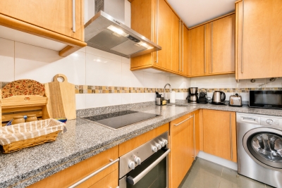 Chic 2-Bedroom Apartment in Mijas for Relaxed Luxury