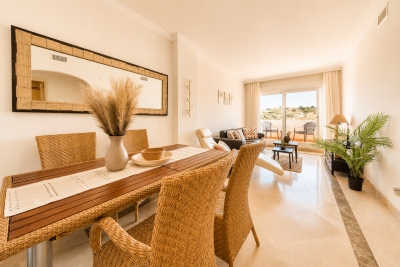 Chic 2-Bedroom Apartment in Mijas for Relaxed Luxury