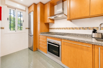 Chic 2-Bedroom Apartment in Mijas for Relaxed Luxury