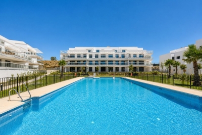 Stylish 2-BR Apartment with Pool in Mijas