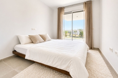 Stylish 2-BR Apartment with Pool in Mijas