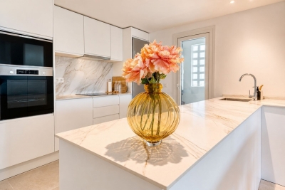 Stylish 2-BR Apartment with Pool in Mijas