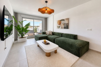Stylish 2-BR Apartment with Pool in Mijas