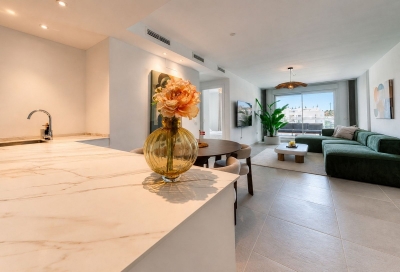 Stylish 2-BR Apartment with Pool in Mijas