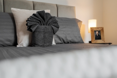 4 Mins to Anfield | Flex Beds | Bath & Shower | TV