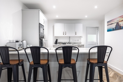 Riverside | Work-Stay | Free Dedicated Parking