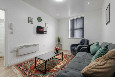 Near LFC & City | Budget | LongTerm | Free Parking