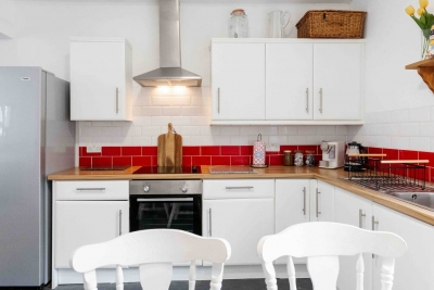 Beatles Retreat | Penny Lane | W/ Patio | Parking